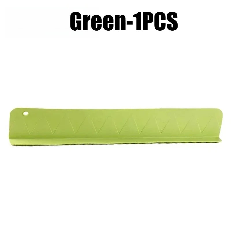 Green kitchen sink protector